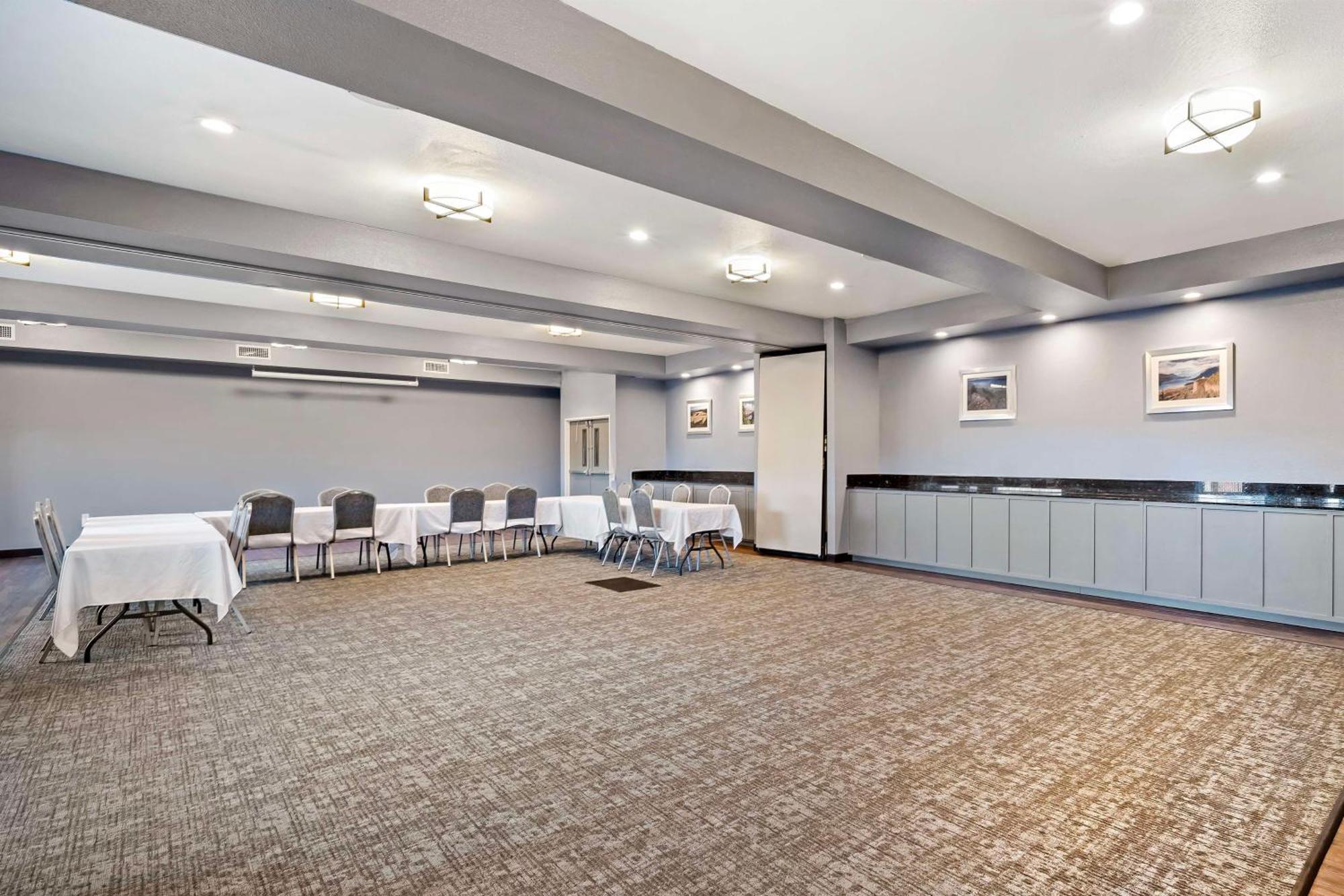 Best Western Crater Lake Highway White City/Medford Exteriör bild